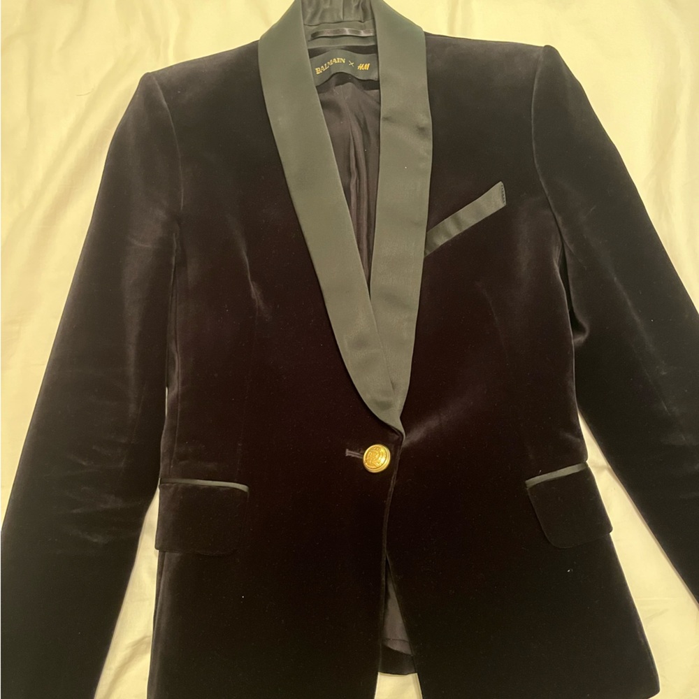 Balmain x H&M velvet blazer great condition